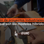 PMO industrial coordinando proyectos híbridos en sala de operaciones